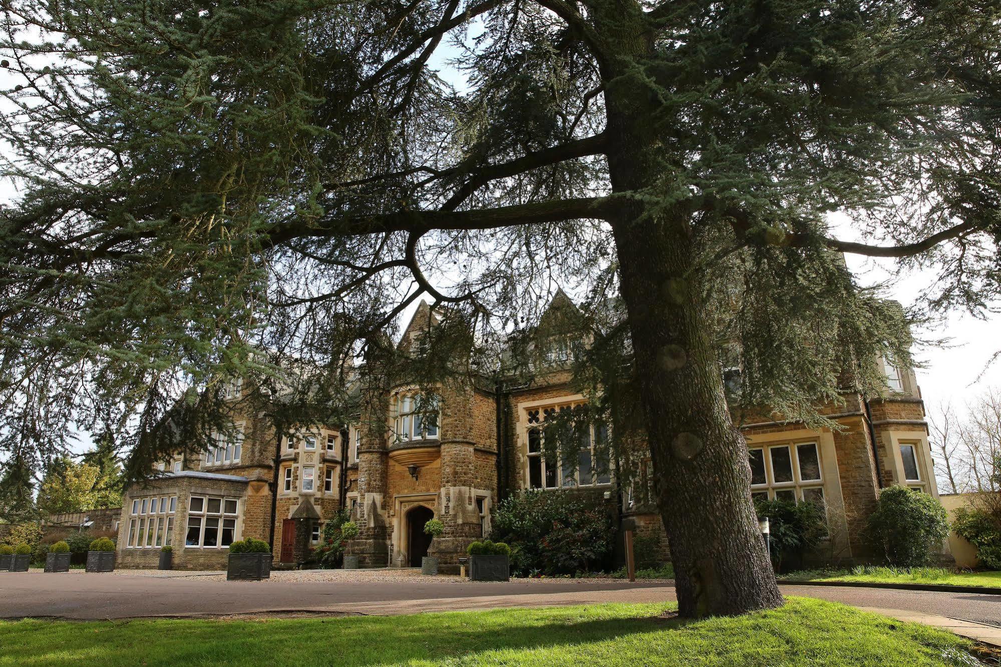 Hôtel Hartsfield Manor à Dorking Extérieur photo